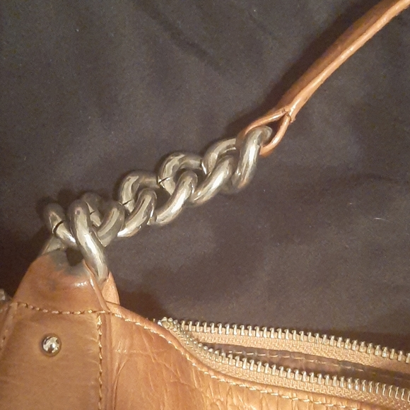 B. Makowsky Leather Purse - Picture 7 of 9